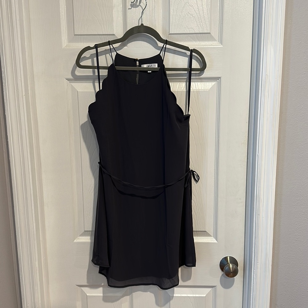 Gray dress with scalloped detail